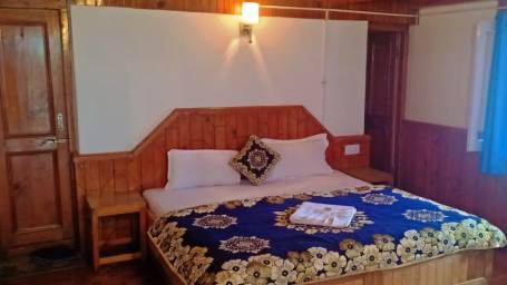Rishi Palace, Best Manali Hotels, Himachal Hotels 
